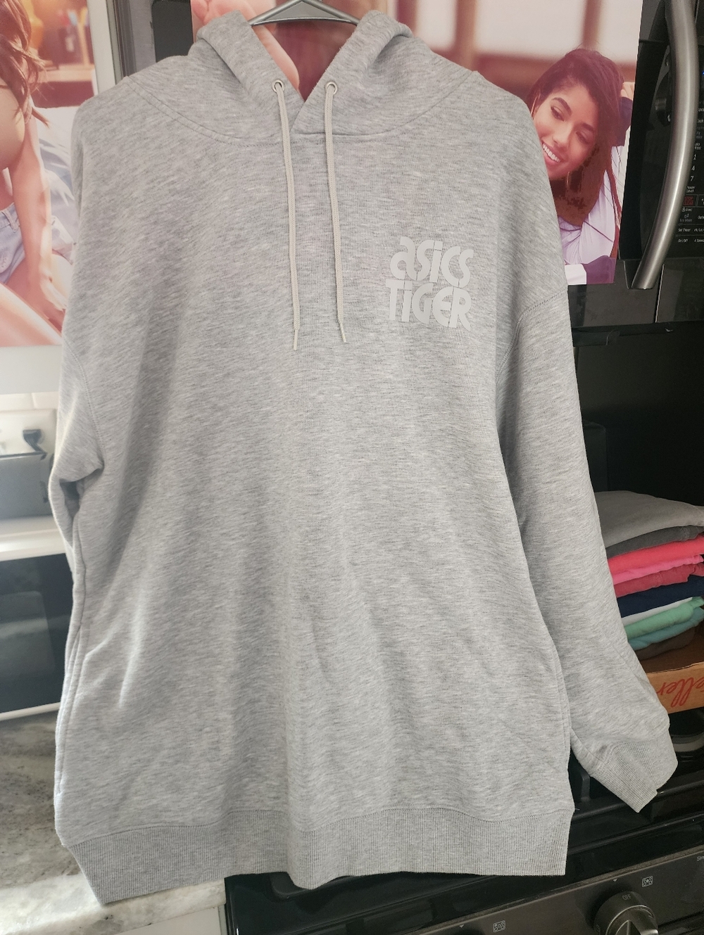 Onitsuka Tiger by Asics Light Gray Hoodie
